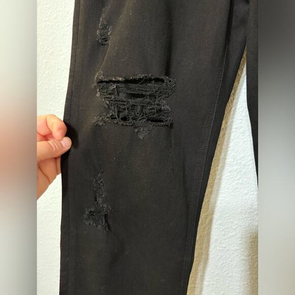 Flying Monkey Black High Rise Distressed Cropped Straight Leg Jeans EUC 28 - Picture 3 of 5